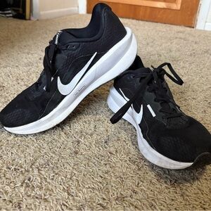 Womens Nike Downshifters 13